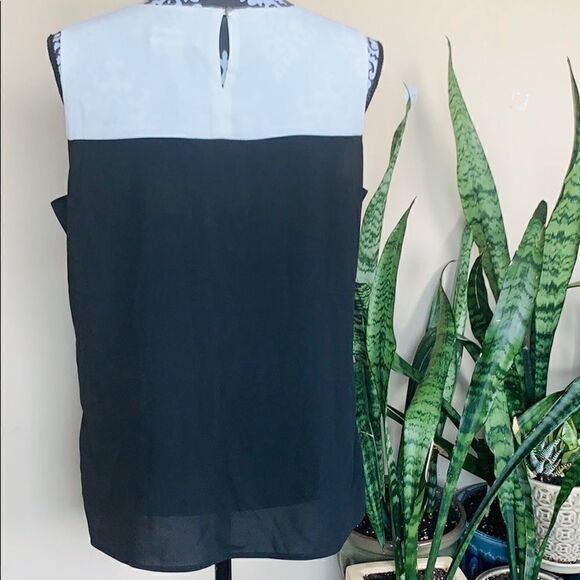 𝅺Calvin Klein black & white top, M - Picture 5 of 5